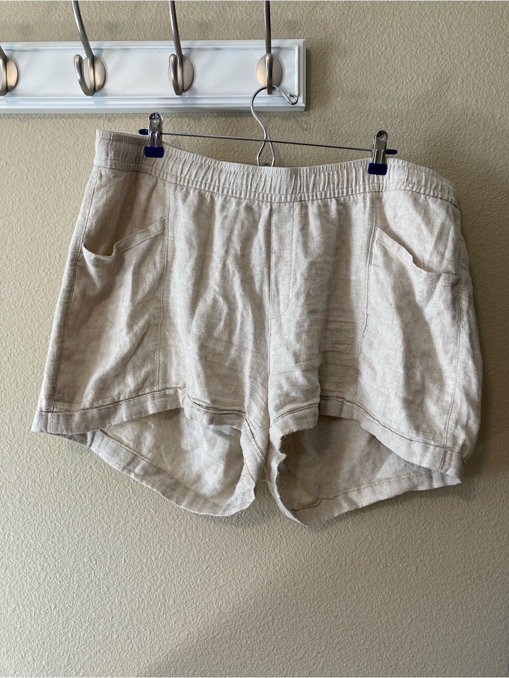 Old Navy Women’s Linen-Blend Shorts